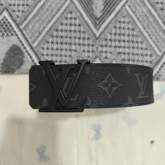 Louis Vuitton Black Monogram Reversible Belt - Picture 3 of 6